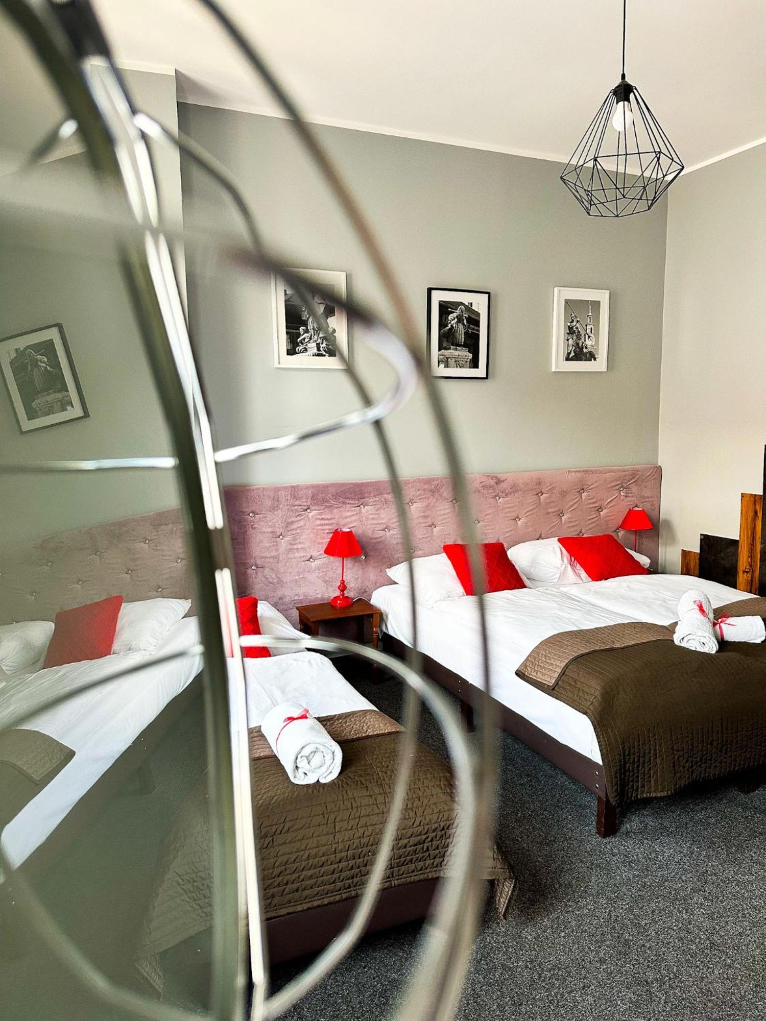 Expolis Residence - City Center Mtp Targi - 24H #Betterthanyourex Πόζναν Εξωτερικό φωτογραφία